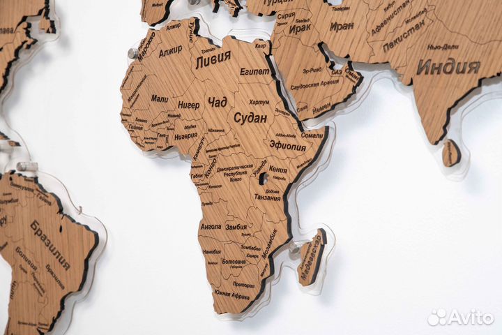 Деревянные карты мира