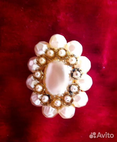 Брошки бижутерия винтаж 50-60 годов