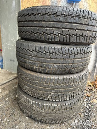 Winter Tact Nord Frost 3 235/60 R18