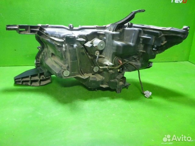 Фара правая Toyota Land Cruiser Prado(150) с 2009г