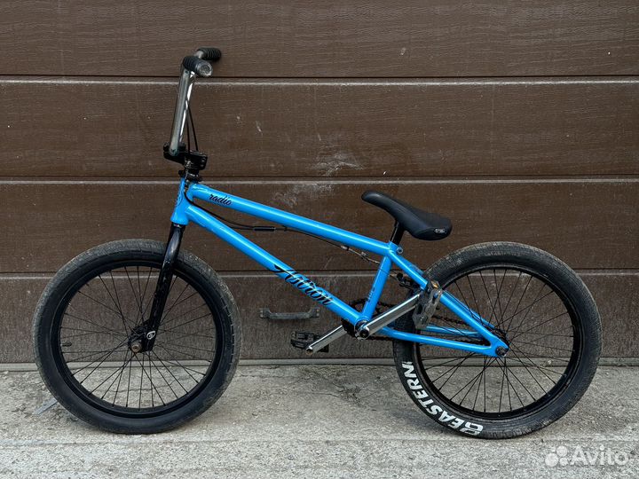 Трюковой велосипед bmx