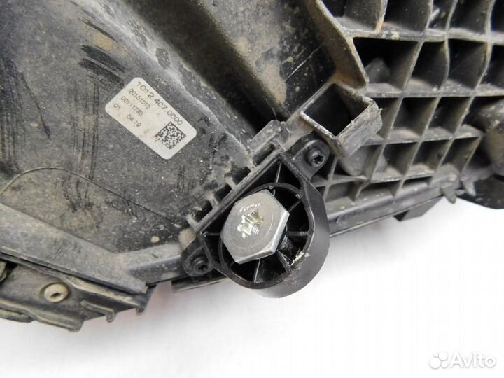 Фара левая Mercedes-Benz GLC