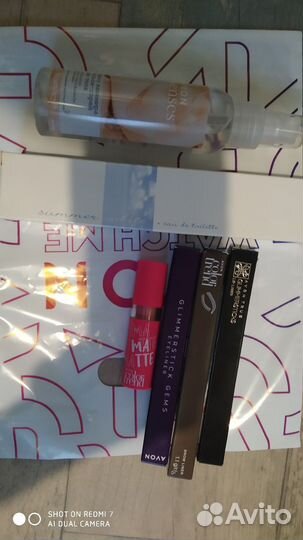 Набор косметики для женщин