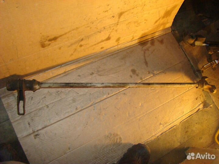 Передний торсион Toyota 4runner 90г