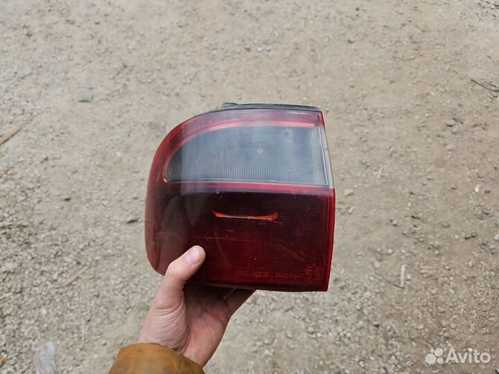 Фонарь задний левый Hyundai H-1 Starex рест. 2003