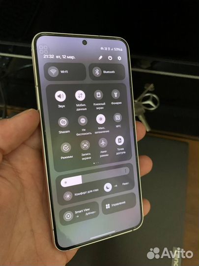Samsung Galaxy S22, 8/128 ГБ
