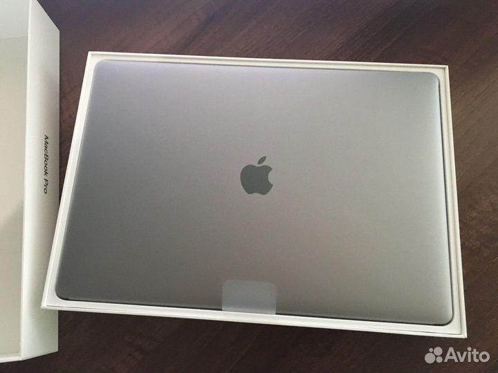 Apple MacBook Pro 15 2017, 512 гб