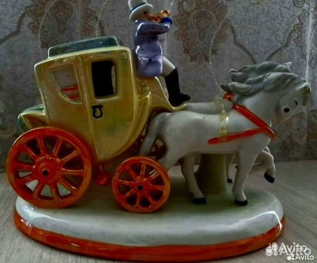 Фарфоровая статуэтка гдр