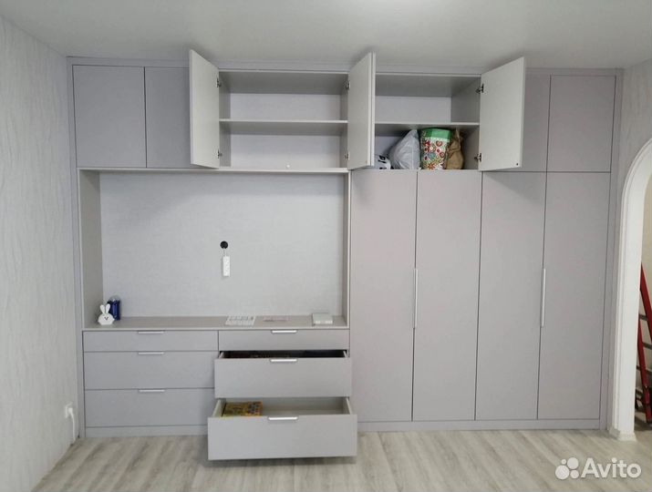 Шкаф распашной как IKEA