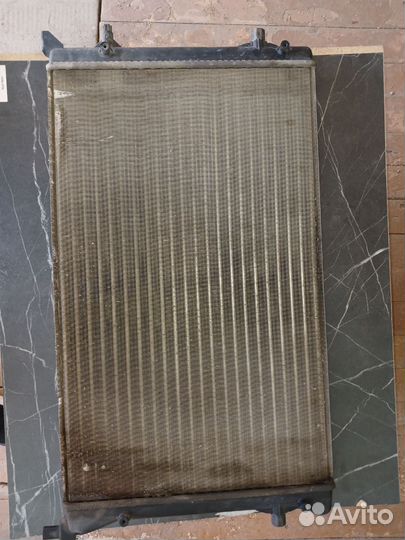 Радиатор охлаждения двигателя Volkswagen Golf Mk6