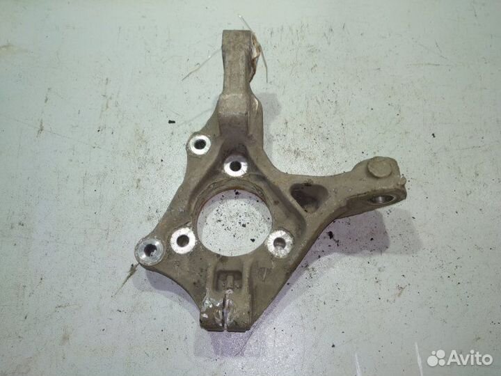 Кулак поворотный передний правый Chevrolet Cruze