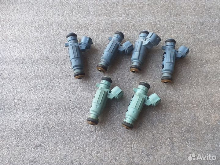 Форсунка топливная Kia Rio 3 Hyundai Solaris