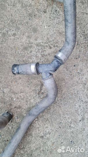 Патрубок системы охлаждения Ford Focus 2