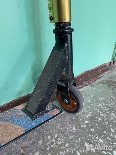 Трюковой самокат