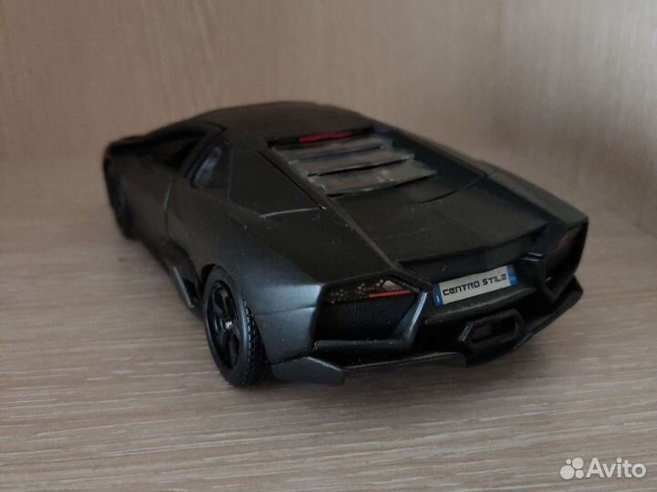 Модель автомобиля Lamborghini Reventon