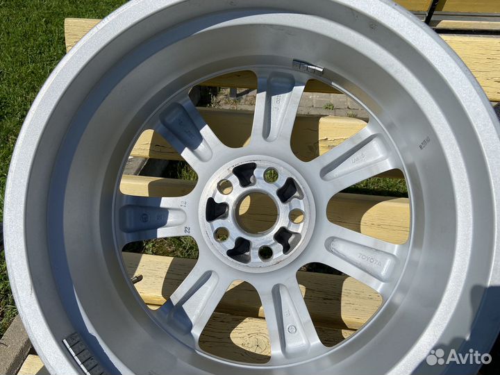 Новый Оригинальный диск lexus RX 270/350/450 R19