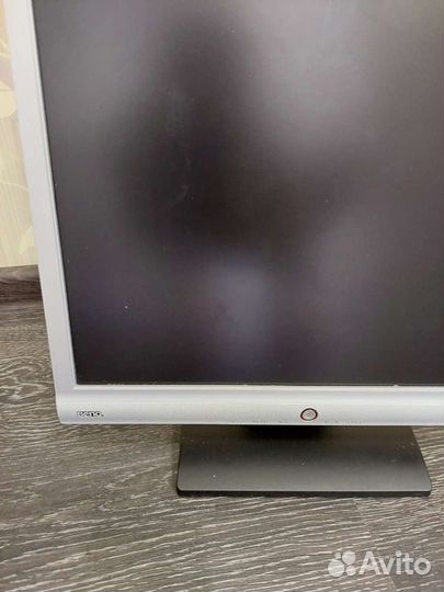 Монитор Benq
