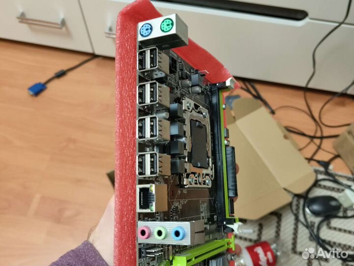 LGA 1356 Новые материнские платы и процессоры