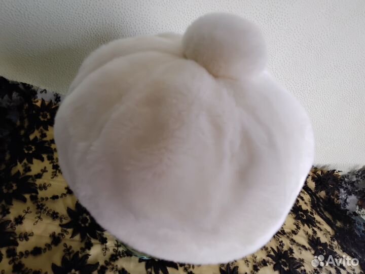 Меховой берет кролик