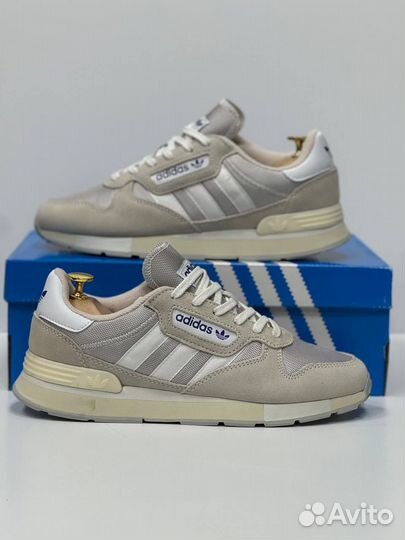 Кроссовки adidas