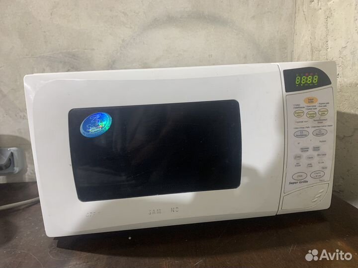 Микроволновая печь Samsung с грилем