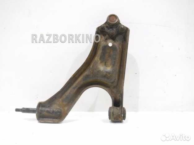 Рычаг передний правый нижний
