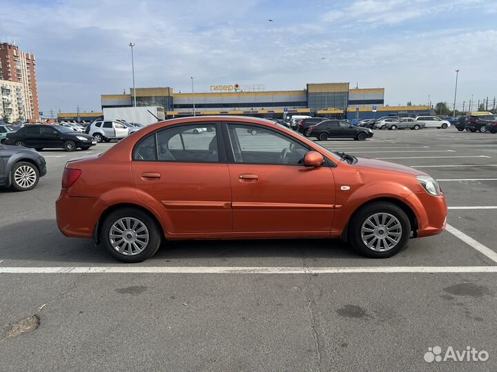 Kia Rio 1.4 МТ, 2010, 300 416 км