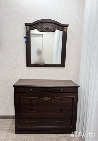 Продам комод бу и зеркало