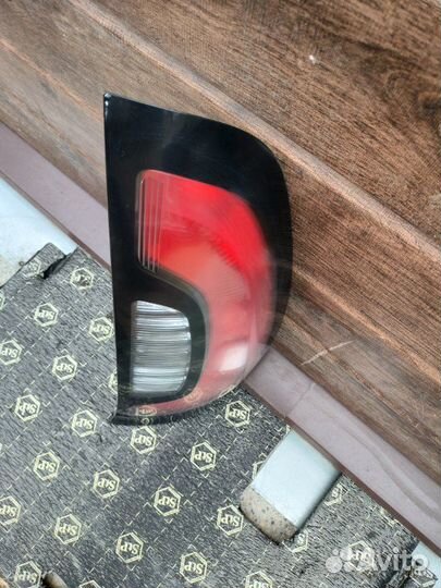 Фонарь задний правый Kia Soul хэтчбек 1.6 G4FG