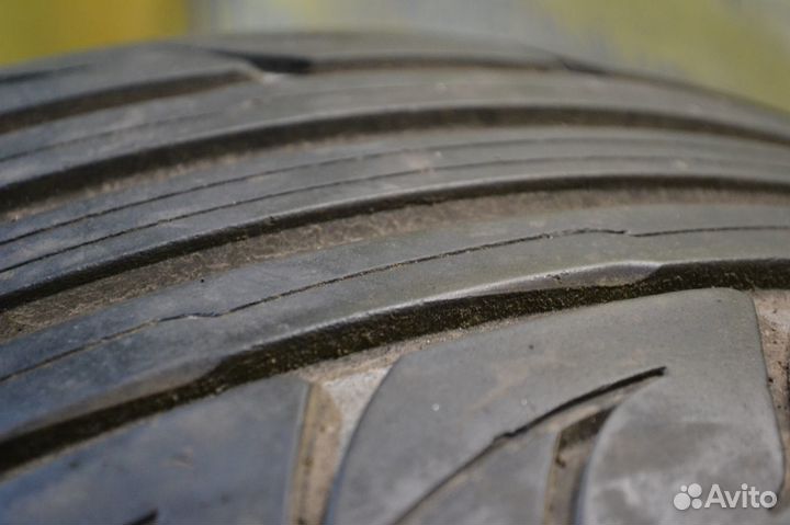 Roadstone N9000 255/35 R20
