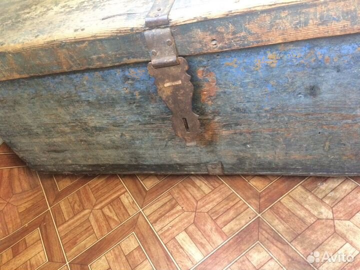 Сундук деревянный старинный
