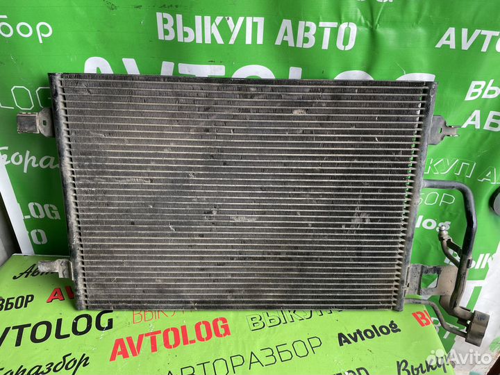 Радиатор кондиционера Volkswagen Passat B5