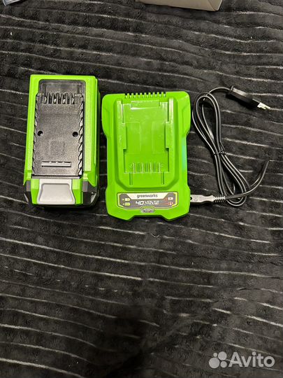 Аккумулятор +зарядное устройство greenworks