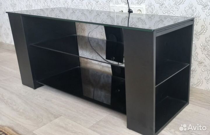 Стойка под аппаратуру теле и видео