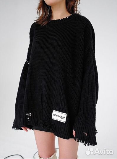 Свитер emoutburst