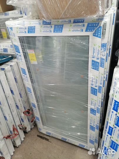 Готовые пластиковые окна 80х140