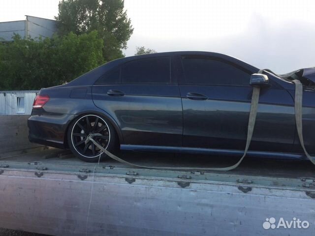 Крыло переднее правое мерседес 212 e63 amg