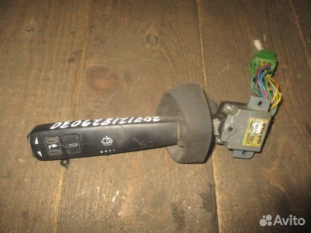 Переключатель стеклоочистителя Volvo 21005294