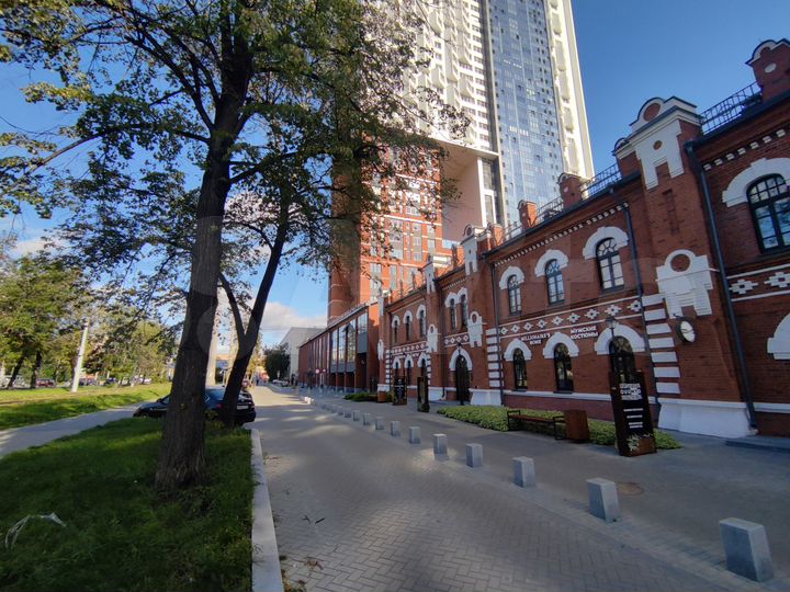 Торговая площадь, 160 м²