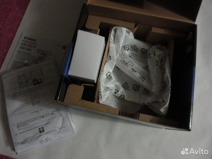 Yamaha MG 06 Х + JBL monitor +