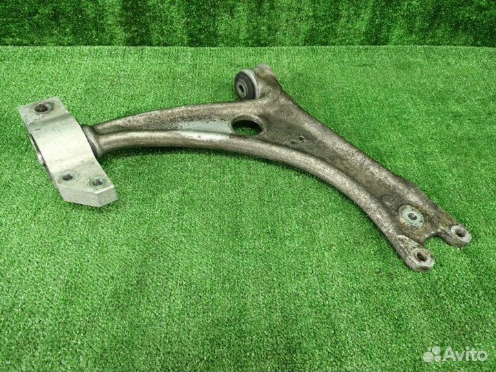 Рычаг передний нижний левый Audi Q3 8U