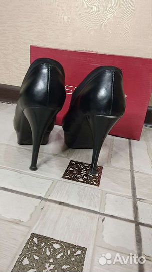 Туфли женские