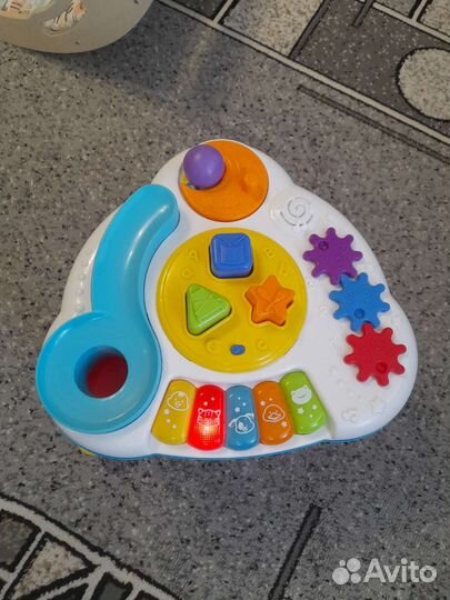 Развивающий стол