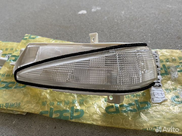 Поворотник в зеркало Honda Civic 4d 2005-2011