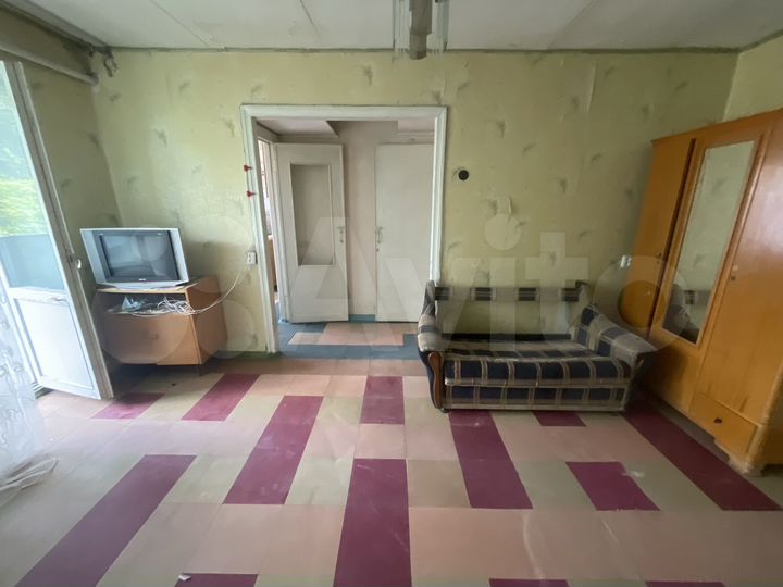 1-к. квартира, 32 м², 4/4 эт.