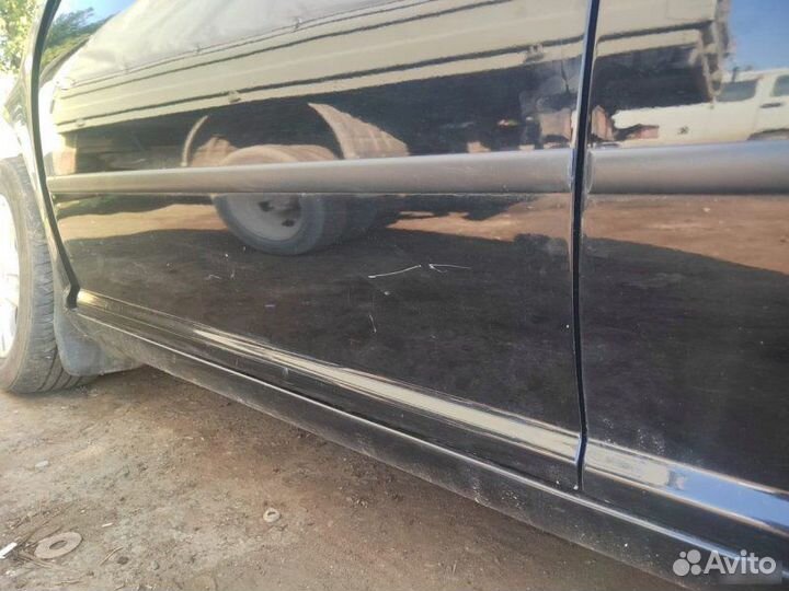 Дверь передняя левая Volkswagen Jetta 2.0