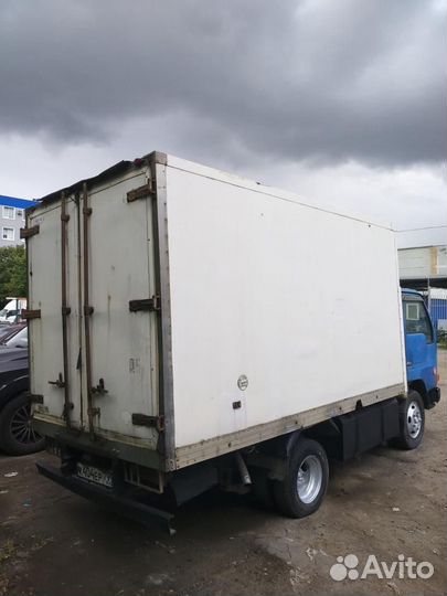 Nissan Diesel Condor, 1992