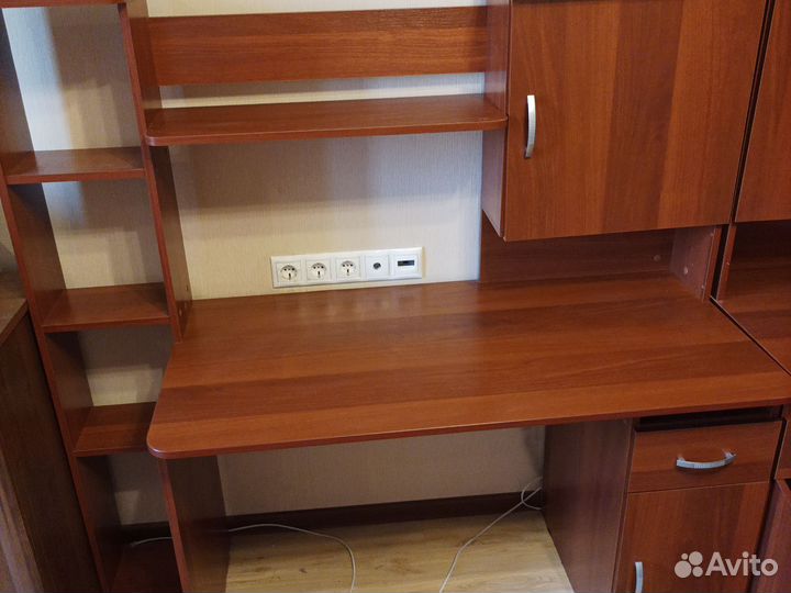 Детский стол