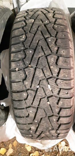 Pirelli Ice Zero 205/55 R16 94T