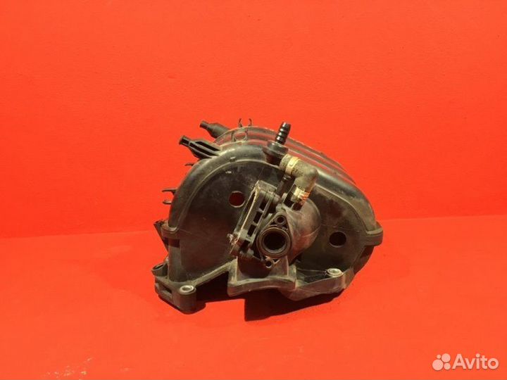 Коллектор впускной Volkswagen Polo 4 AZQ 2005